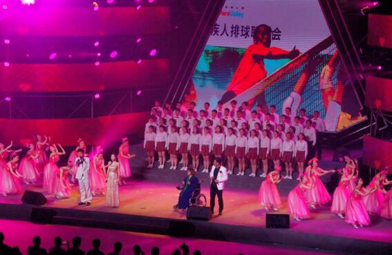 2018���й����ɶ�����Ů����ʽ���� ������ǿ���ڳɶ��½���Ļ-�й���¼