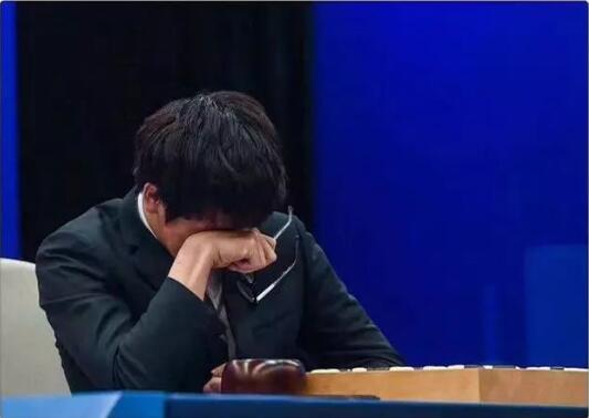 ͯѧ�����󣺸��¿Ƽ��ı��䣬��Ҫ�����黭����ů